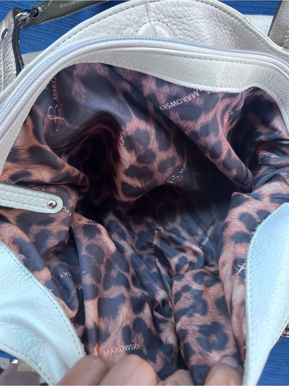 B Makowsky Lisbon Hobo Shoulder Bag Multicolor Leather Cream Tan Gold Slouchy - Picture 15 of 16